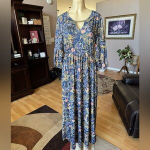One World blue & yellow paisley print V cutout maxi dress-size L-NWT
